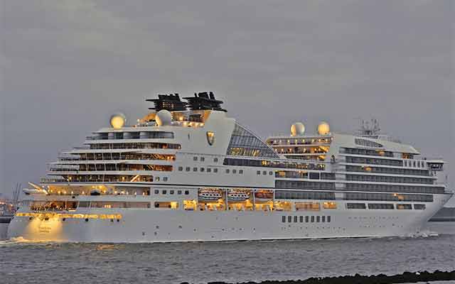 Navi da crociera Seabourn ovation